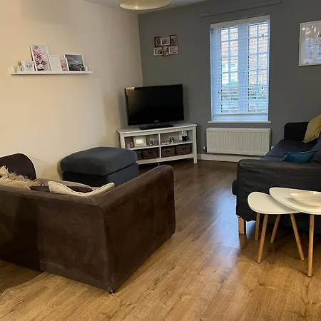 Home Away From Home: Cozy Two Bedroom Apartment Banbury Exterior foto